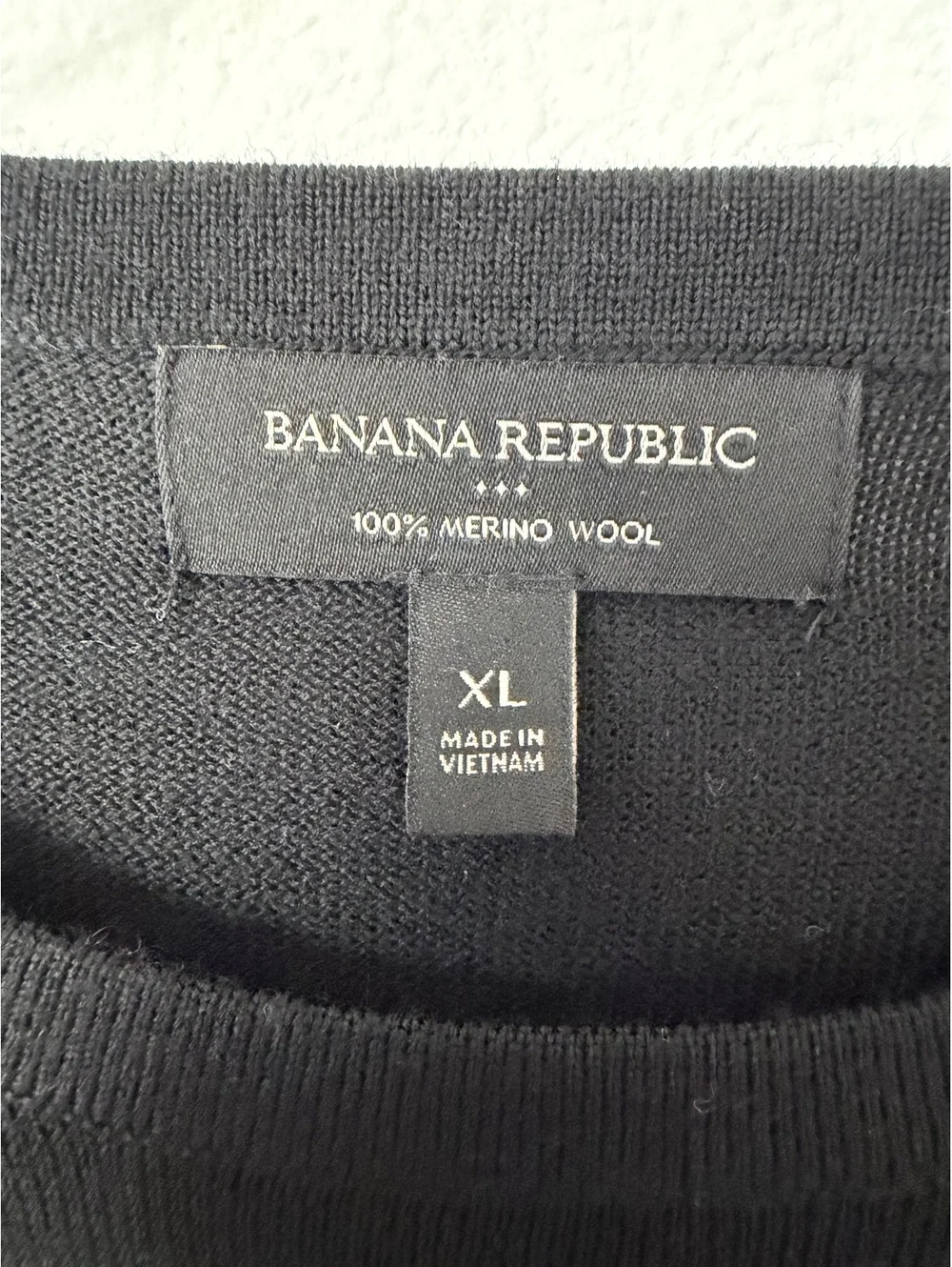 Banana Republic Crew Neck 100% Merino Wool Gray Striped Black Sweater Size XL